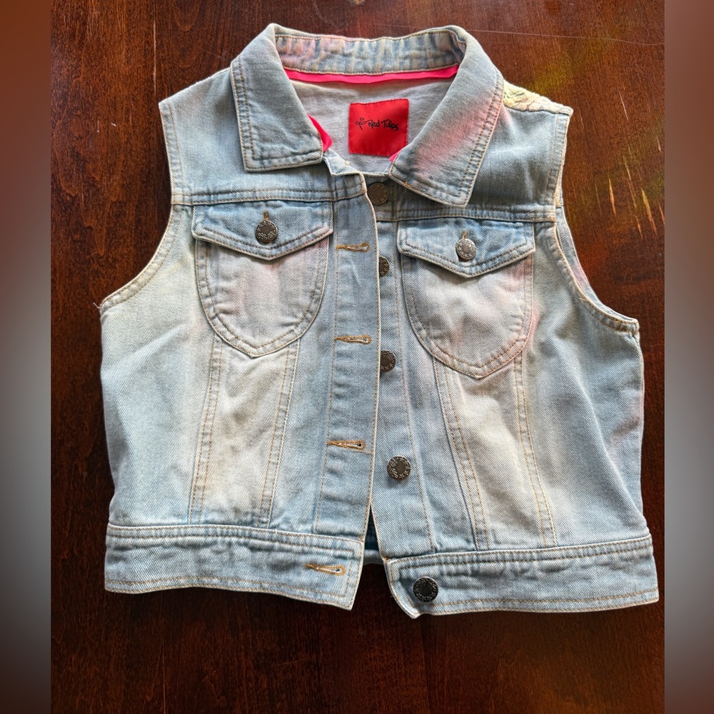 Lace denim vest